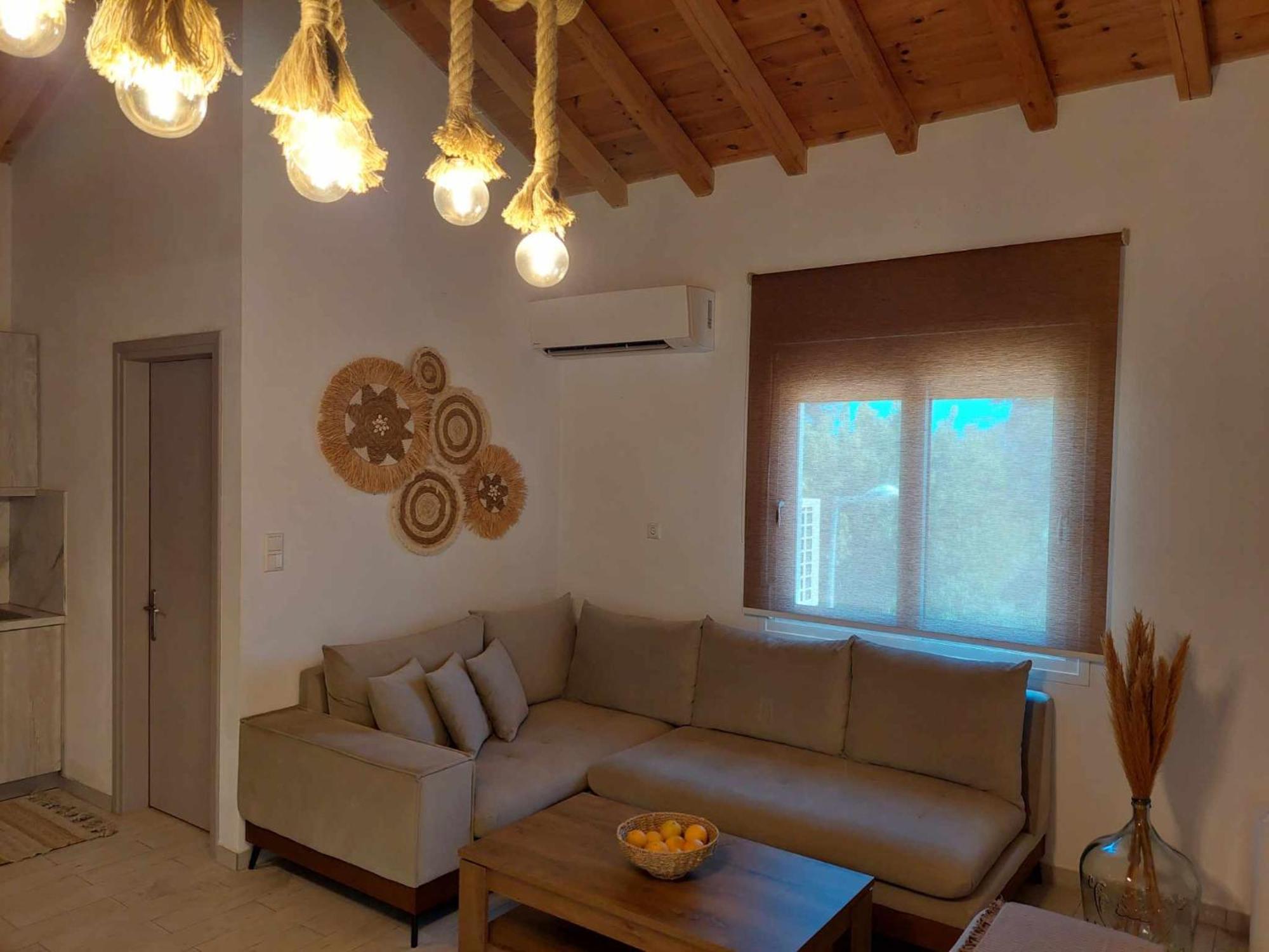 Maya Apartments, Modern And Convenient Apartments With Private Parking Skiathos Town Exterior photo