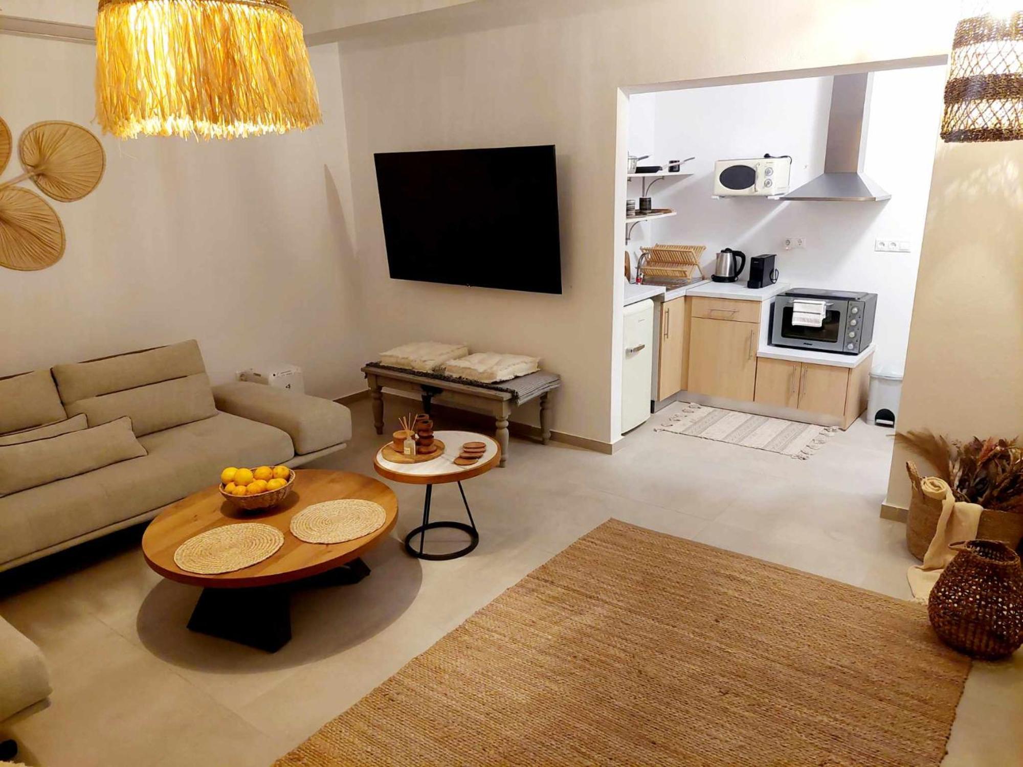 Maya Apartments, Modern And Convenient Apartments With Private Parking Skiathos Town Exterior photo