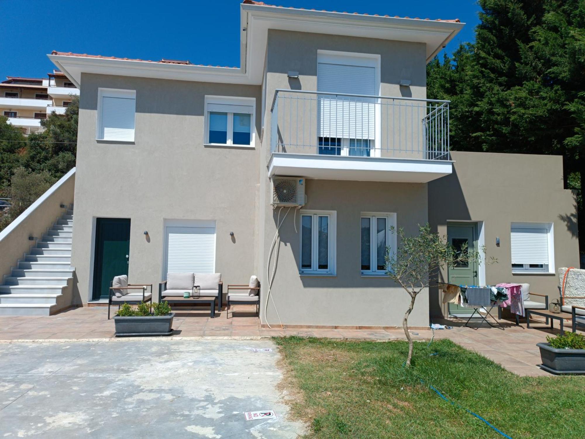 Maya Apartments, Modern And Convenient Apartments With Private Parking Skiathos Town Exterior photo